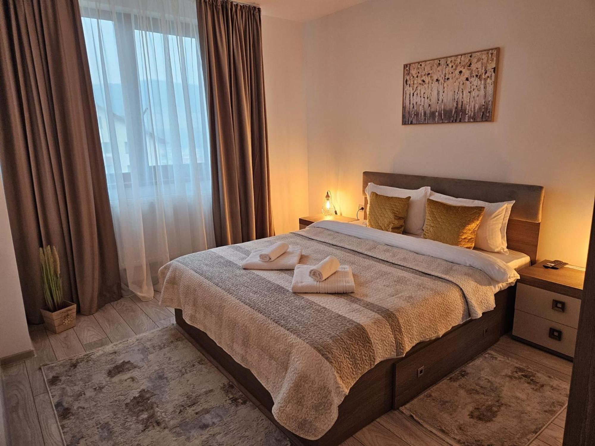 Tei Residence Piatra Neamţ Esterno foto